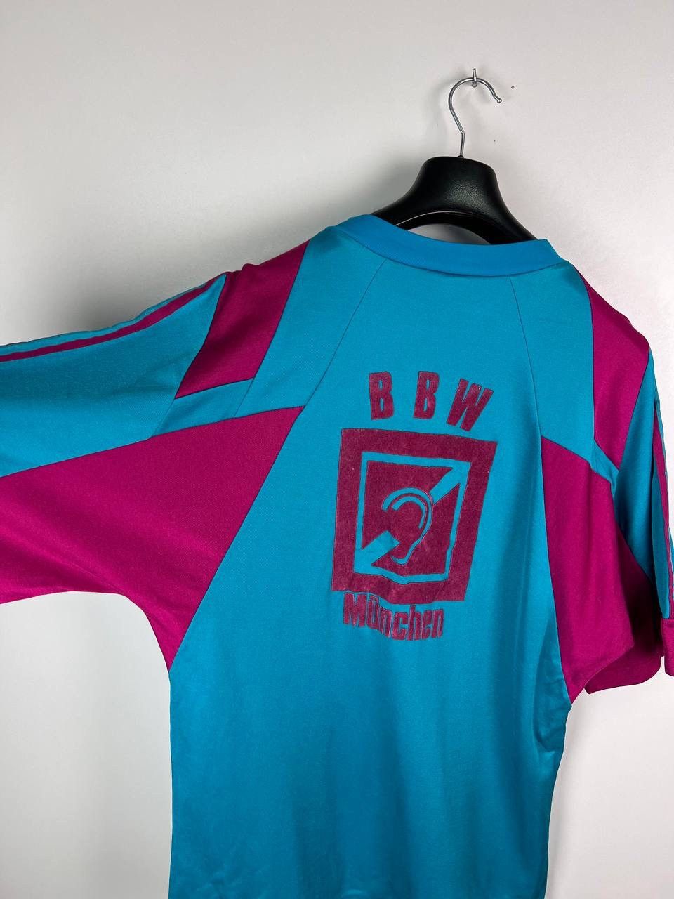 Adidas Adidas 90s made Yugoslavia sport t-shirt size XL Size US XL / EU 56 / 4 - 9 Thumbnail