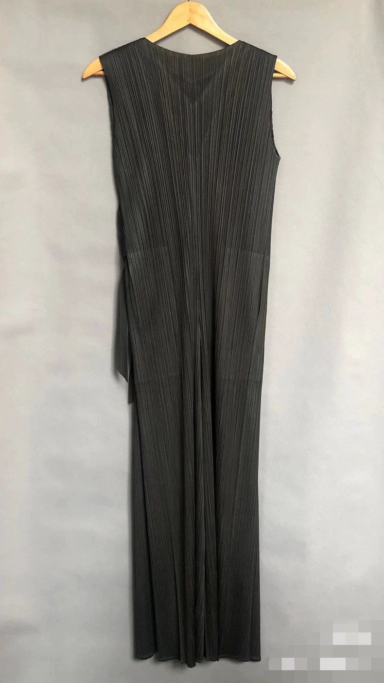 Issey Miyake Issey Miyake size:4 Sleeveless black pleated dress Size L / US 10 / IT 46 - 4 Thumbnail