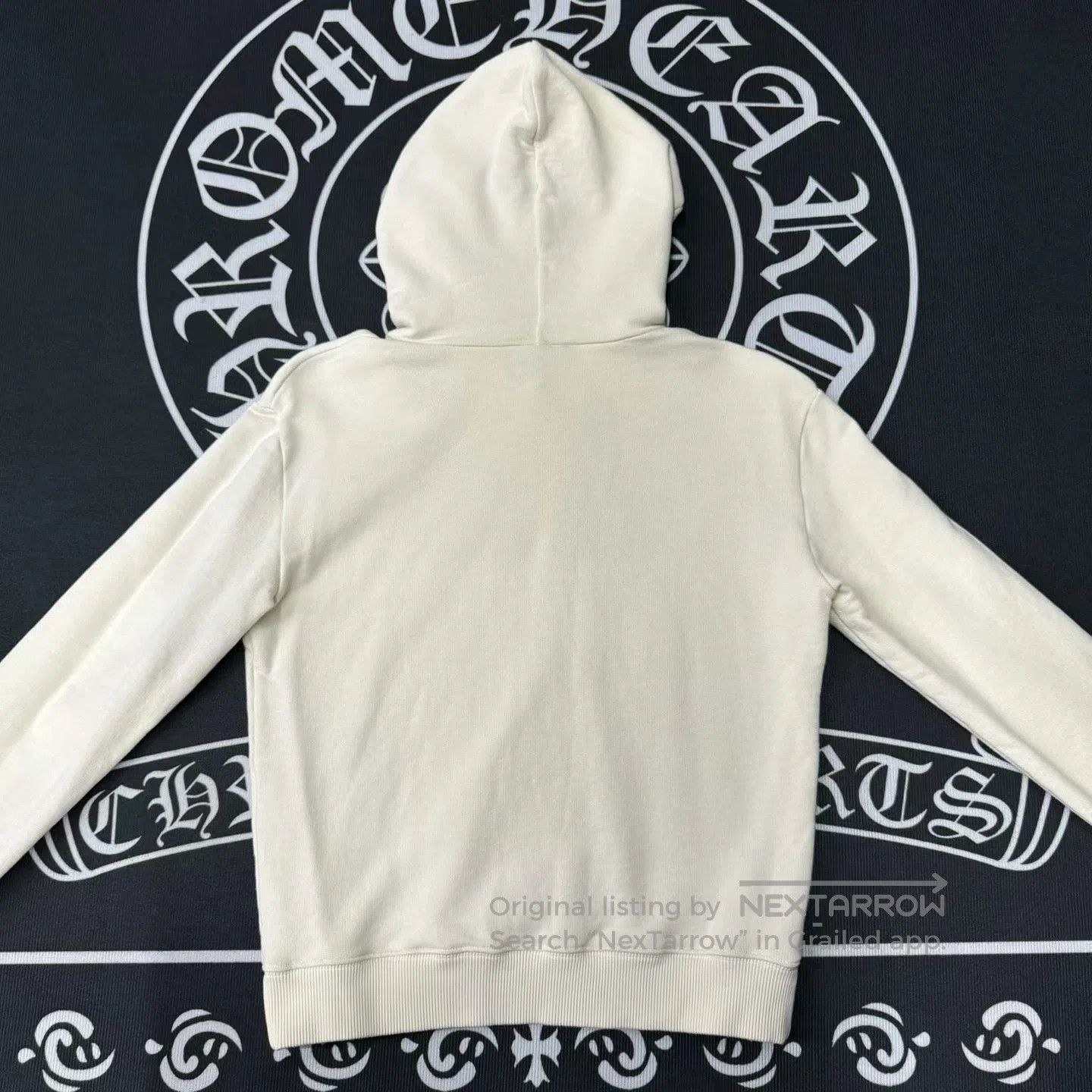 Saint Laurent Paris white hoodie with palm tree print. Size XS / US 0-2 / IT 36-38 - 3 Thumbnail