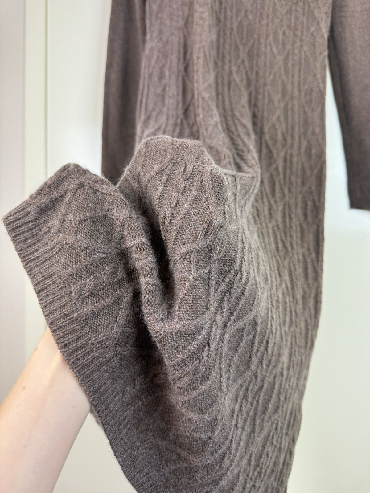 Johnstons Of Elgin Johnstons of Elgin Cashmere Silk Cable Knit Sweater Dress M Size M / US 6-8 / IT 42-44 - 3 Thumbnail