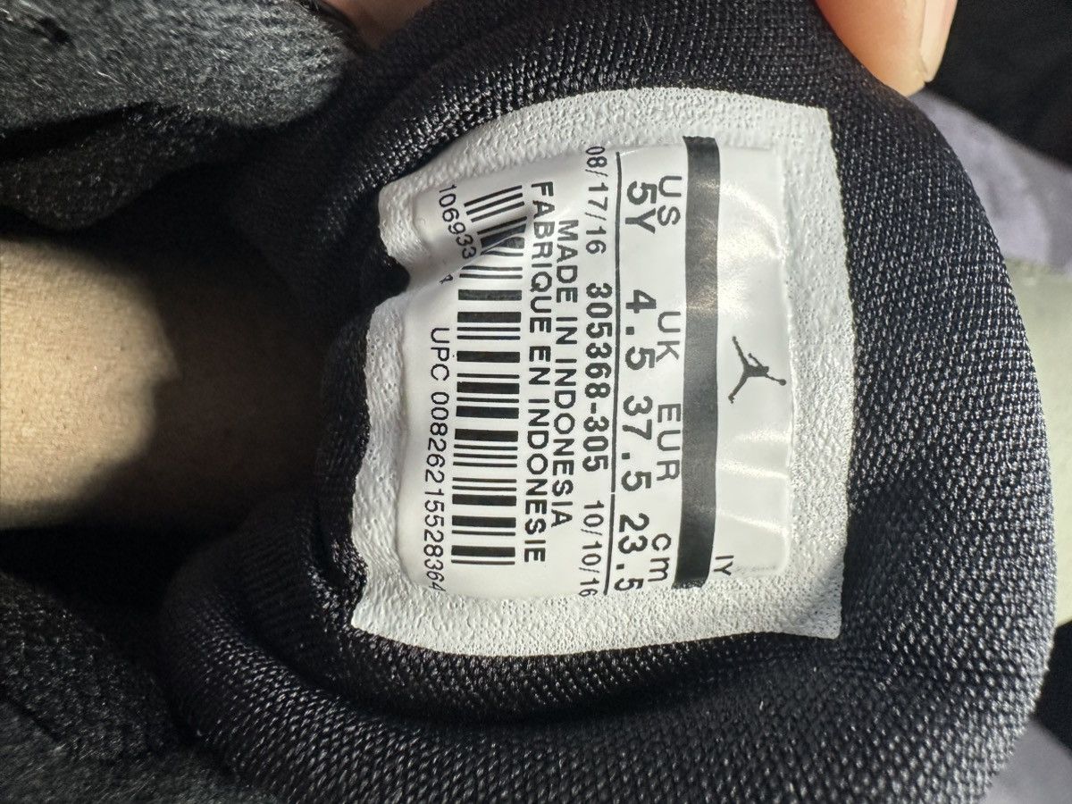 Jordan Brand × Undefeated Jordan 8 Undftd Size US 5 / EU 37 - 12 Thumbnail