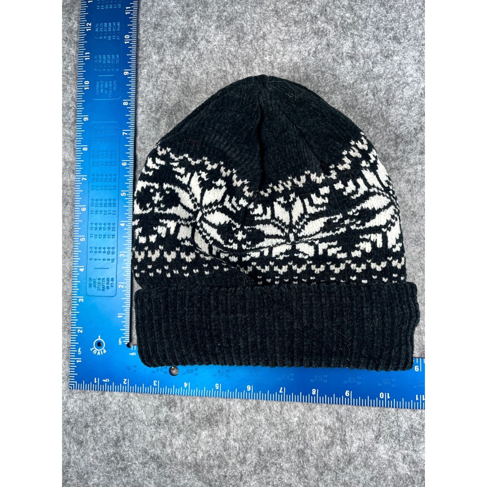 Sears Sears Beanie Adult One Size Black Fair Isle Knit Acrylic Blend Winter Ski Hat/Cap Unisex Adults Knit Beanie Men Women N/A? Size ONE SIZE - 3 Thumbnail
