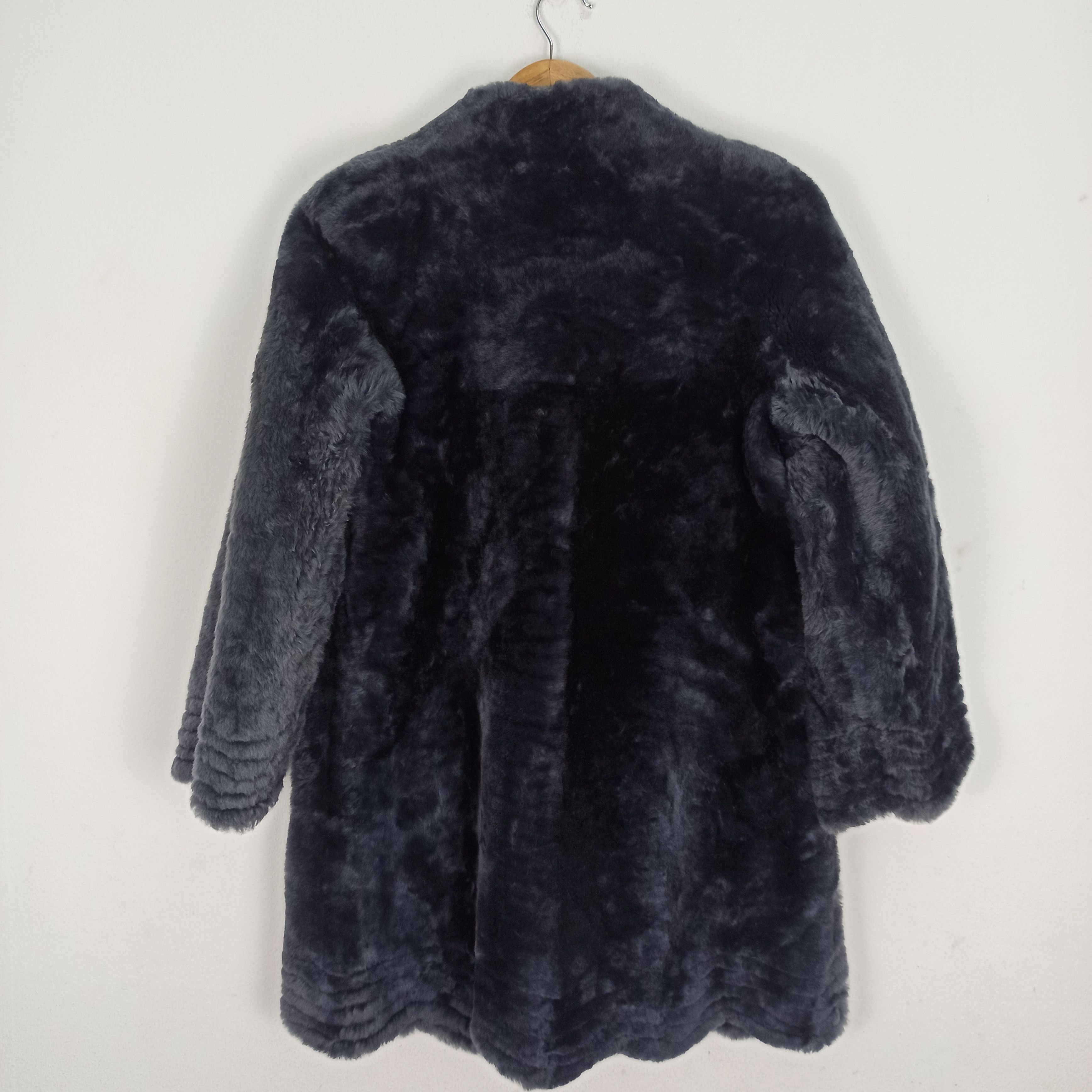 Bally 🔥 STEALS🔥 Rare Bally Italy Fur Jacket Size M / US 6-8 / IT 42-44 - 6 Thumbnail
