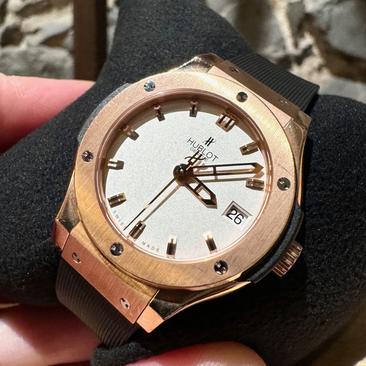 Hublot Hublot Classic Fusion King Gold Opaline 33mm Quartz Watch Size ONE SIZE - 6 Thumbnail