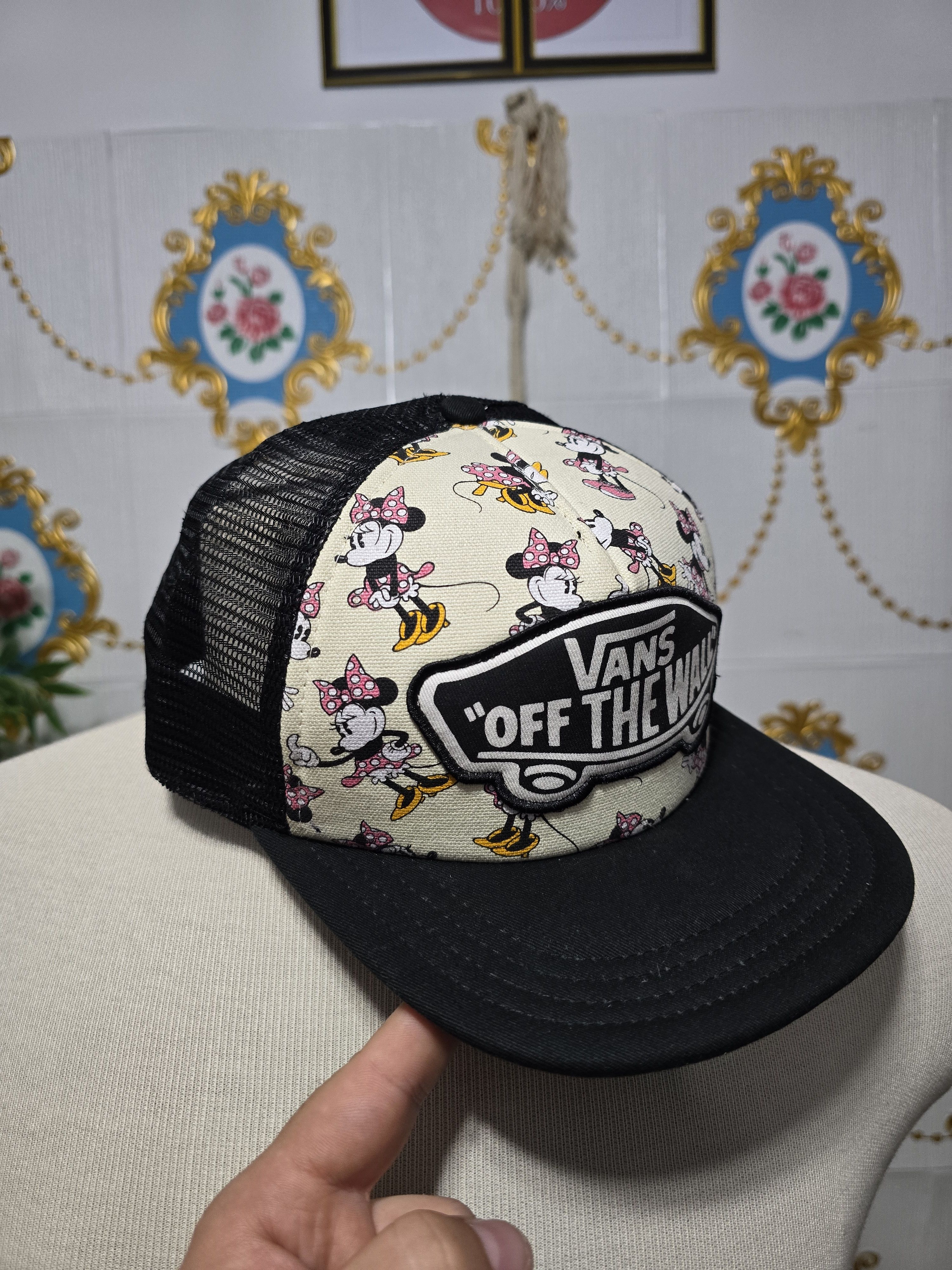 Disney × Vans Vans x Disney Minnie Mouse trucker hat .RARE. Onesize Size ONE SIZE - 6 Thumbnail
