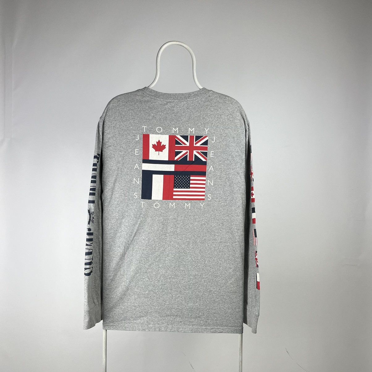Tommy Hilfiger Tommy jeans long sleeve worldwide size XLarge Size US XL / EU 56 / 4 - 2 Thumbnail