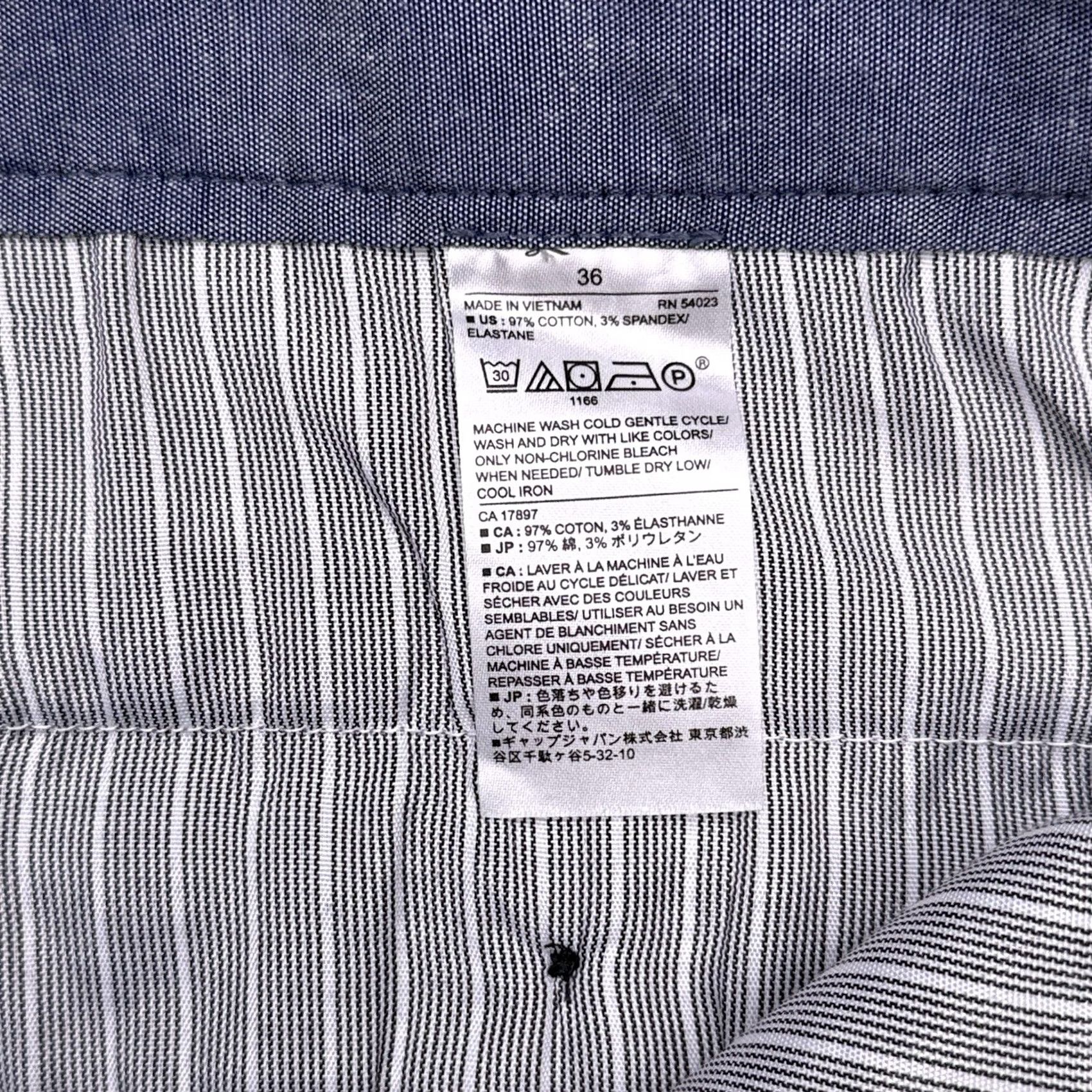 Banana Republic Banana Republic Aiden Club Shorts Mens 36 Gray Plaid Mid Rise Stretch Chino KnIT Breathable Casual 9 Inseam Flat Front Pocket Logo 2010s Mens Size US 36 / EU 52 - 4 Thumbnail