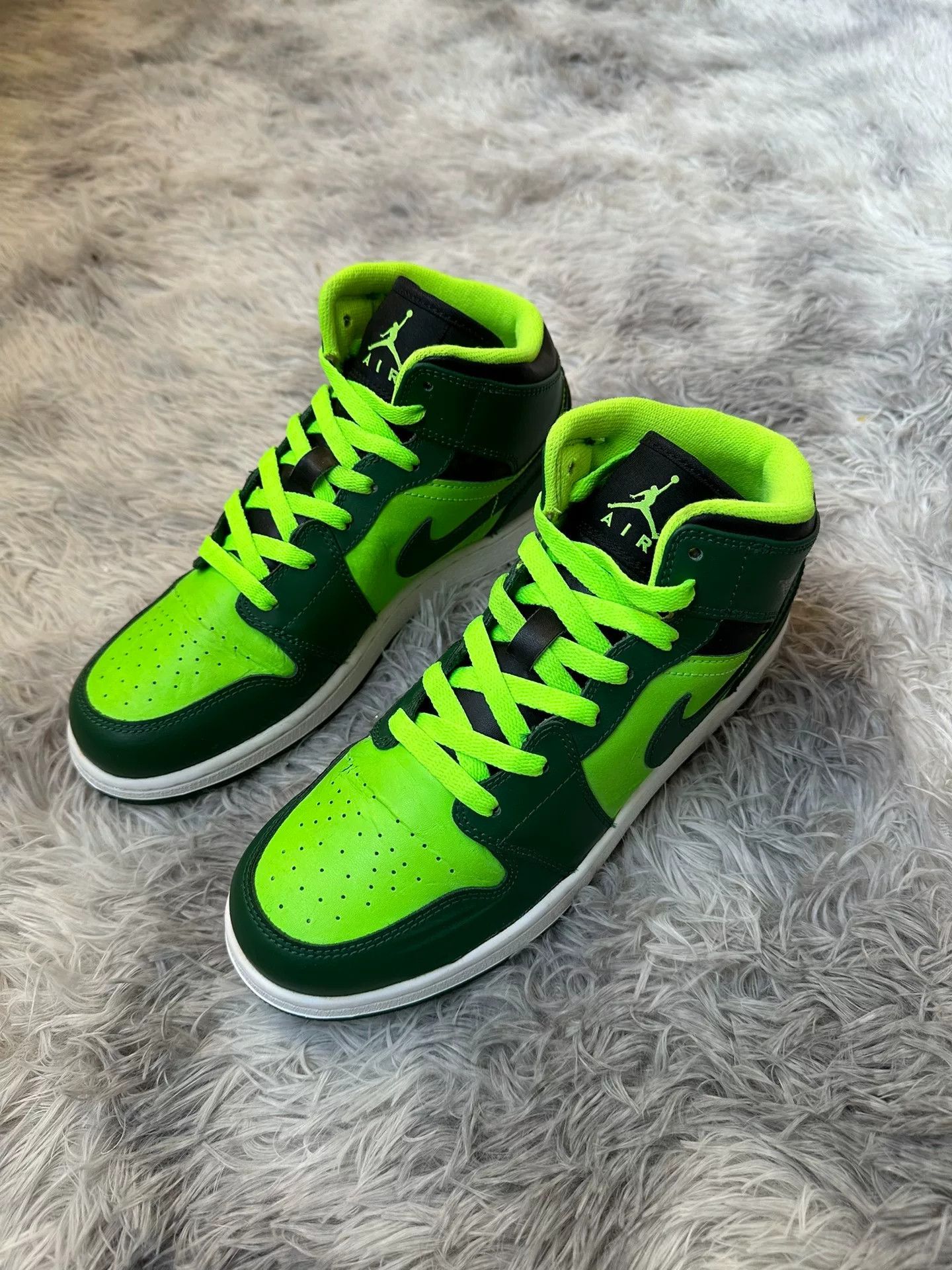 Nike Nike Green Lowtop Sneakers 39 Men Size US 6.5 / EU 39-40 - 1 Thumbnail