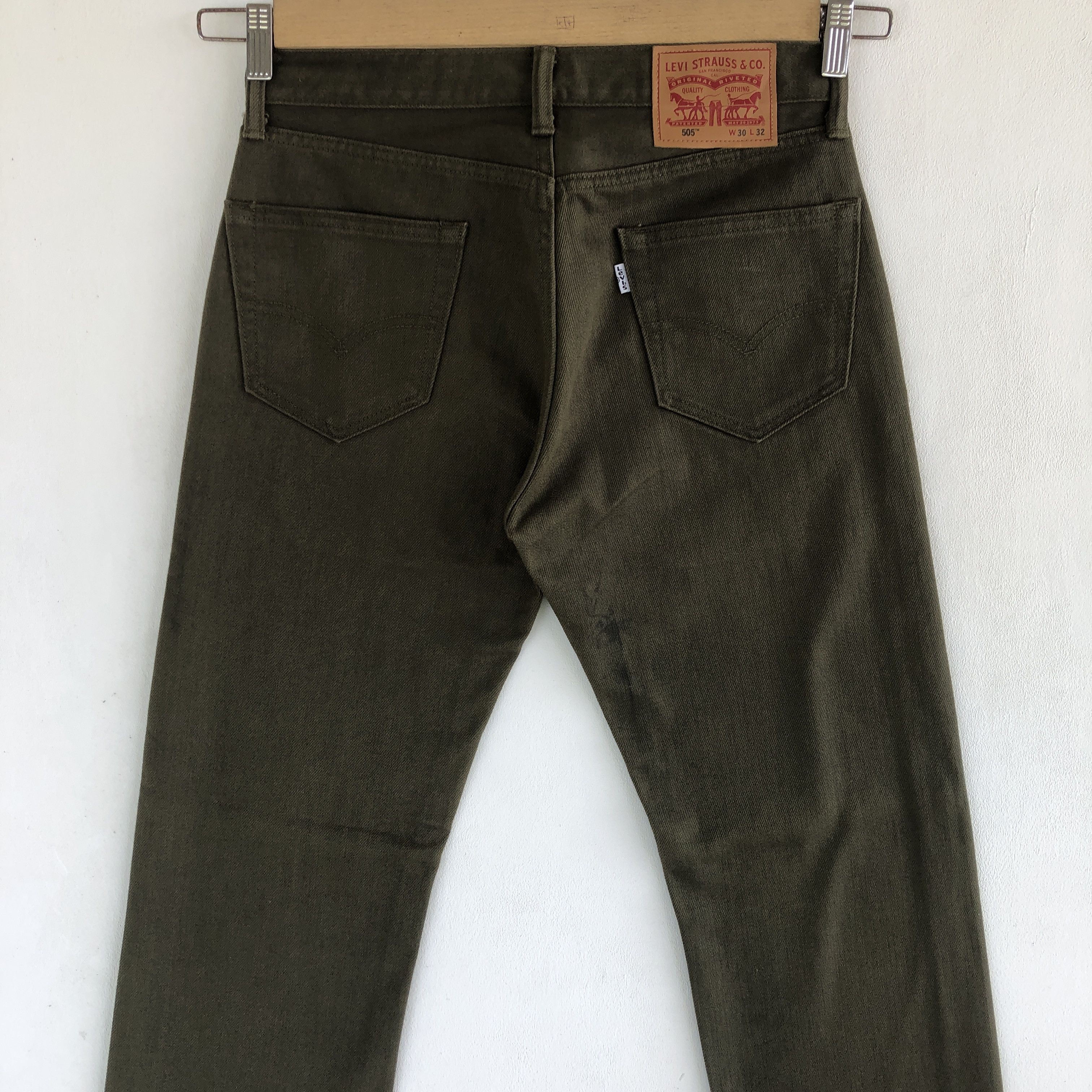 Levi's Vintage Levis 505 Jeans Green Levis 505 Denim Pants Size 28" / US 6 / IT 42 - 4 Thumbnail