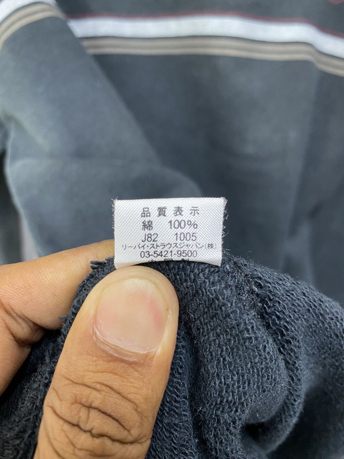 Levi's Levis Vintage Sweatshirt Pullover Jumper Crewneck Size Large Size US L / EU 52-54 / 3 - 8 Thumbnail
