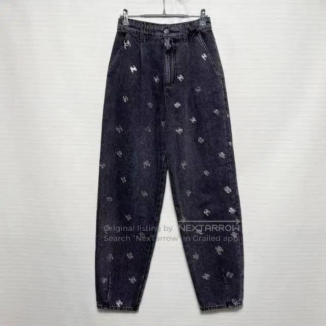 Chanel Chanel 21K Show Gray Silver CC Logo Jeans. Size 33" - 1 Thumbnail