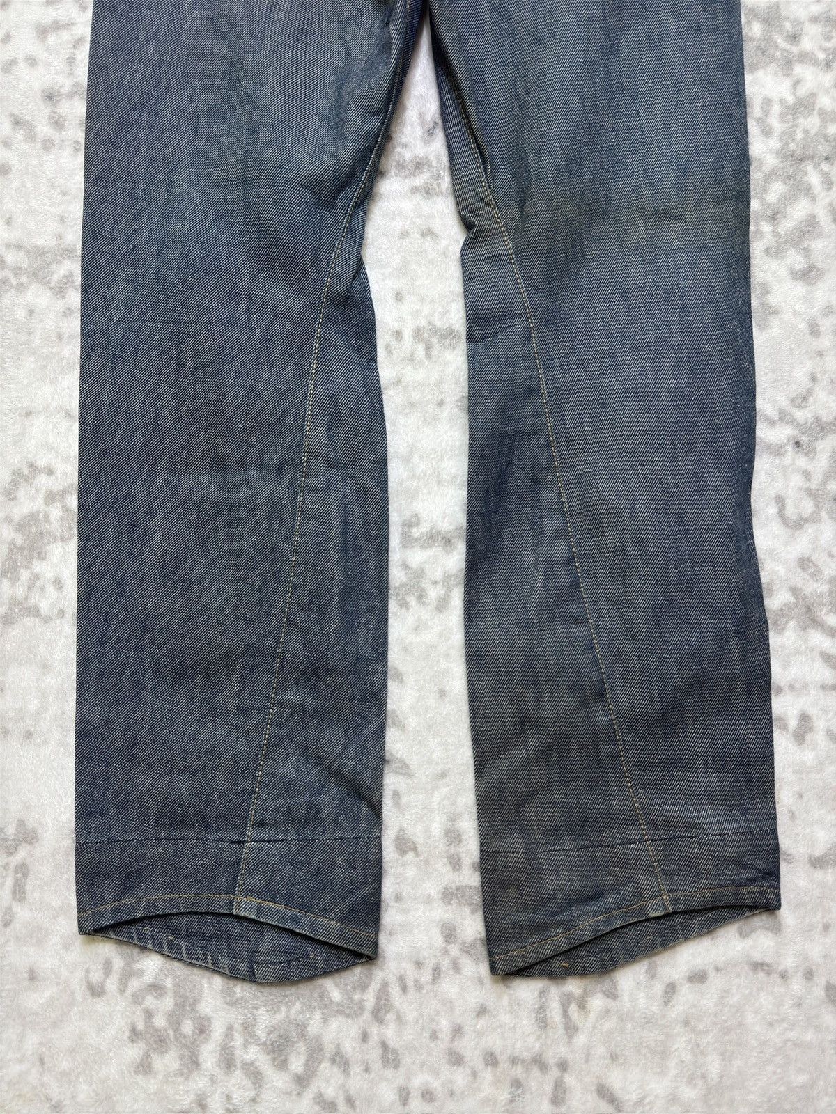 Levi's Levi’s Engineered Jeans Slim Twisted Seam Made in Japan Size US 26 / EU 42 - 13 Thumbnail
