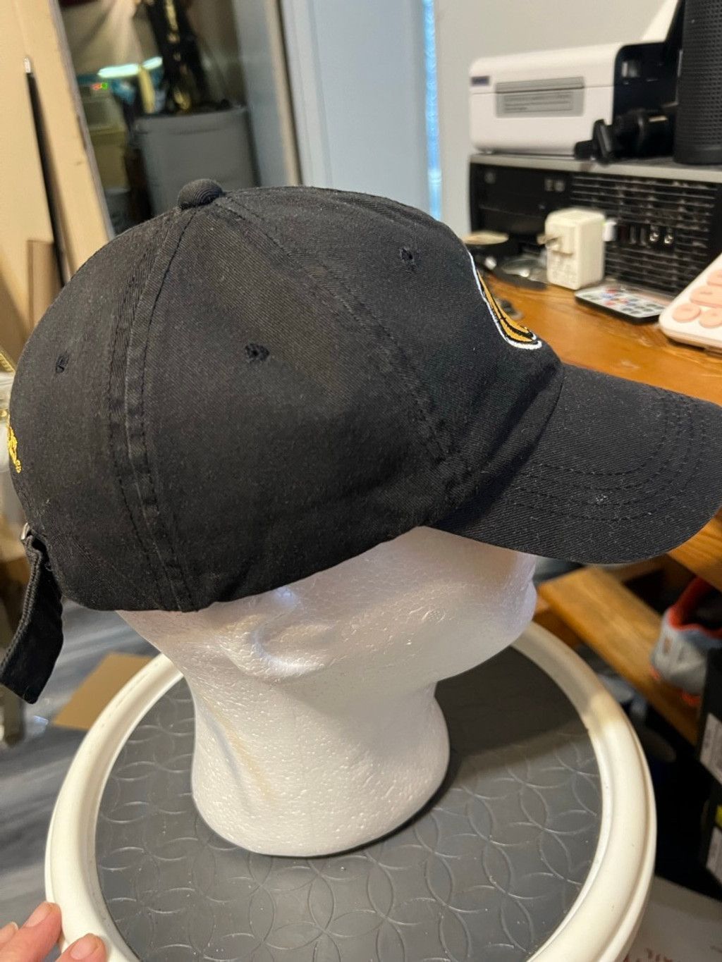 Kirkland Signature Men's Signature Black Golden Eagles Baseball Cap One Size Size ONE SIZE - 4 Thumbnail