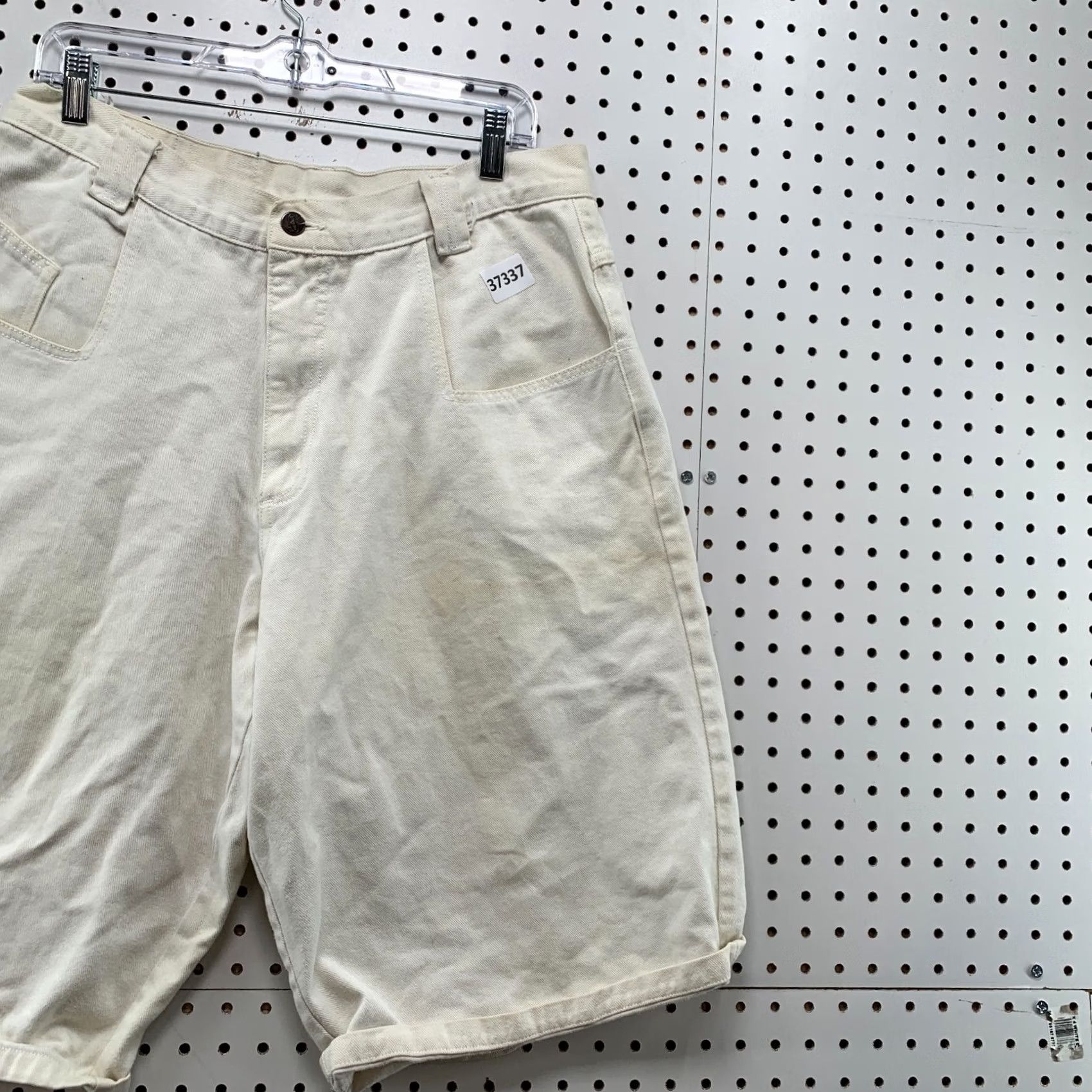 Vintage Vintage Menace Denim Beige Shorts Mens 30X13.5 Embroidered Skateboard USA Jnco Size US 30 / EU 46 - 4 Thumbnail