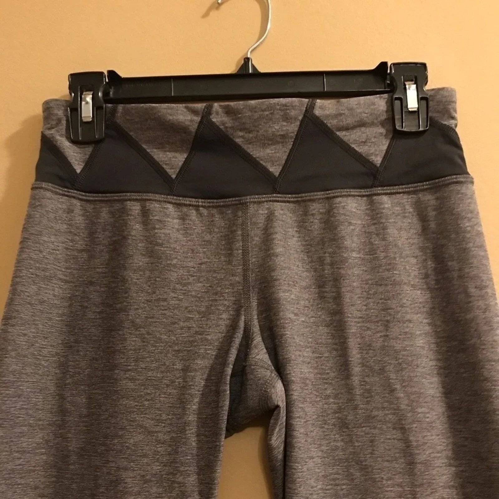 Lululemon Lululemon Run Inspire Crop II Luxtreme 6 Cropped Leggings Size 28" / US 6 / IT 42 - 3 Thumbnail
