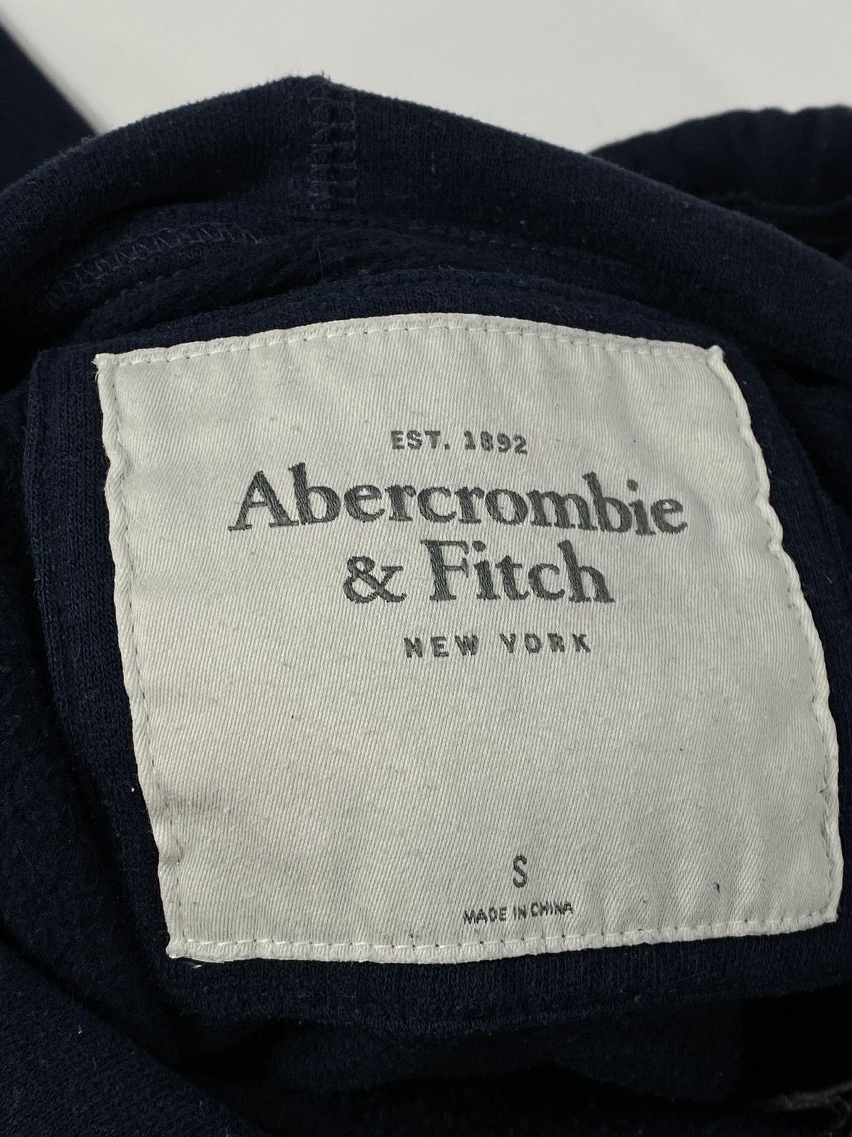 Abercrombie & Fitch 🔥LASTDROP🔥 Y2K Abercrombie Fitch New York Iconic Hoodie Size S / US 4 / IT 40 - 8 Thumbnail
