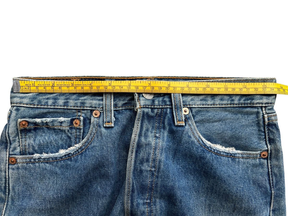 Levi's Vintage 90s Levi’s 501 Stone Wash Denim Jeans 27x28.5 Size 27" / US 4 / IT 40 - 11 Thumbnail