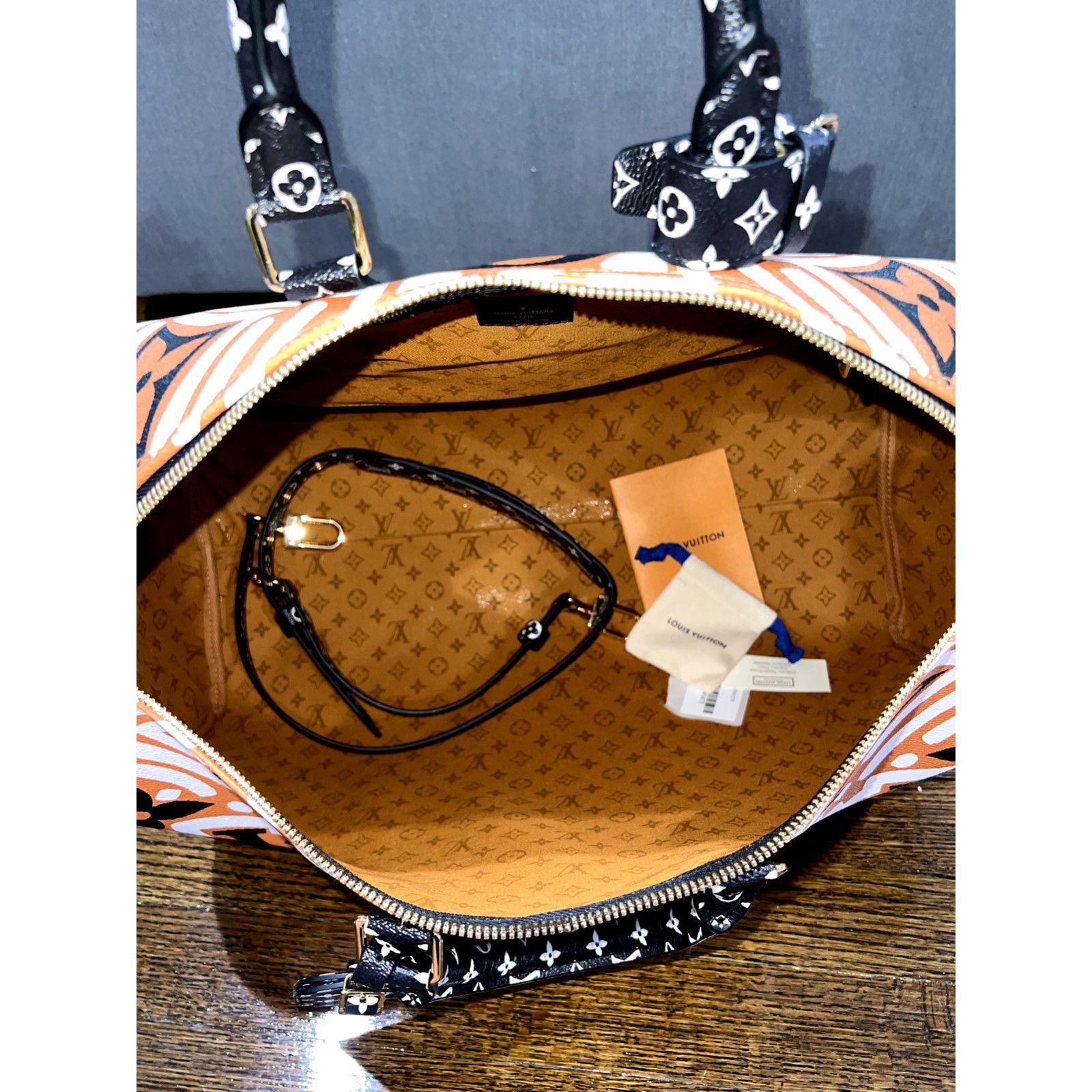 Louis Vuitton Louis Vuitton Keepall Bandouliere Monogram Travel Bag Size ONE SIZE - 10 Thumbnail