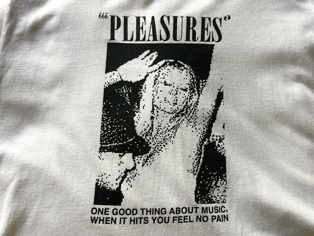 Pleasures Pleasures No Pain Tee Size US L / EU 52-54 / 3 - 2 Thumbnail