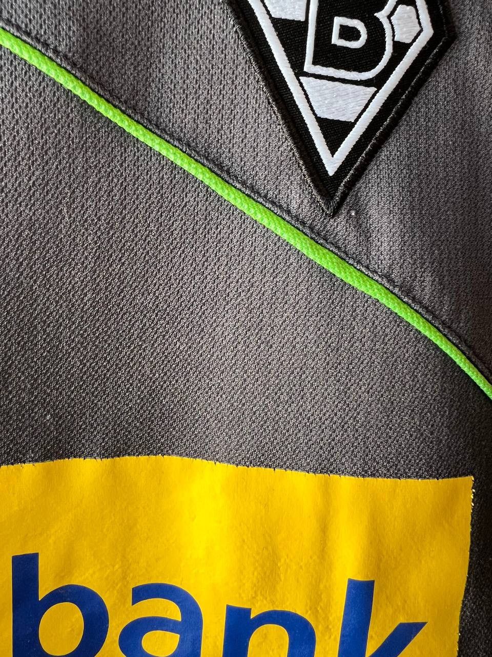 Lotto Sport 2011/12 BORUSSIA MONCHENGLADBACH #7 THIRD SOCCER JERSEY SZ M Size US M / EU 48-50 / 2 - 7 Thumbnail