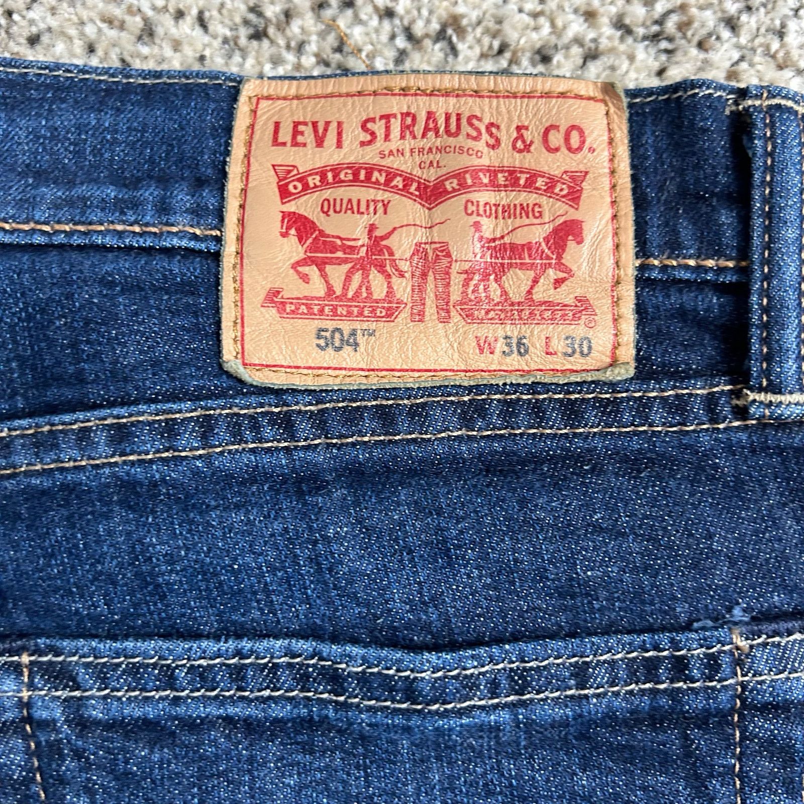 Levi's Levis 504 Straight Leg Dark Wash Denim Blue Jeans 36x28 Size US 36 / EU 52 - 3 Thumbnail