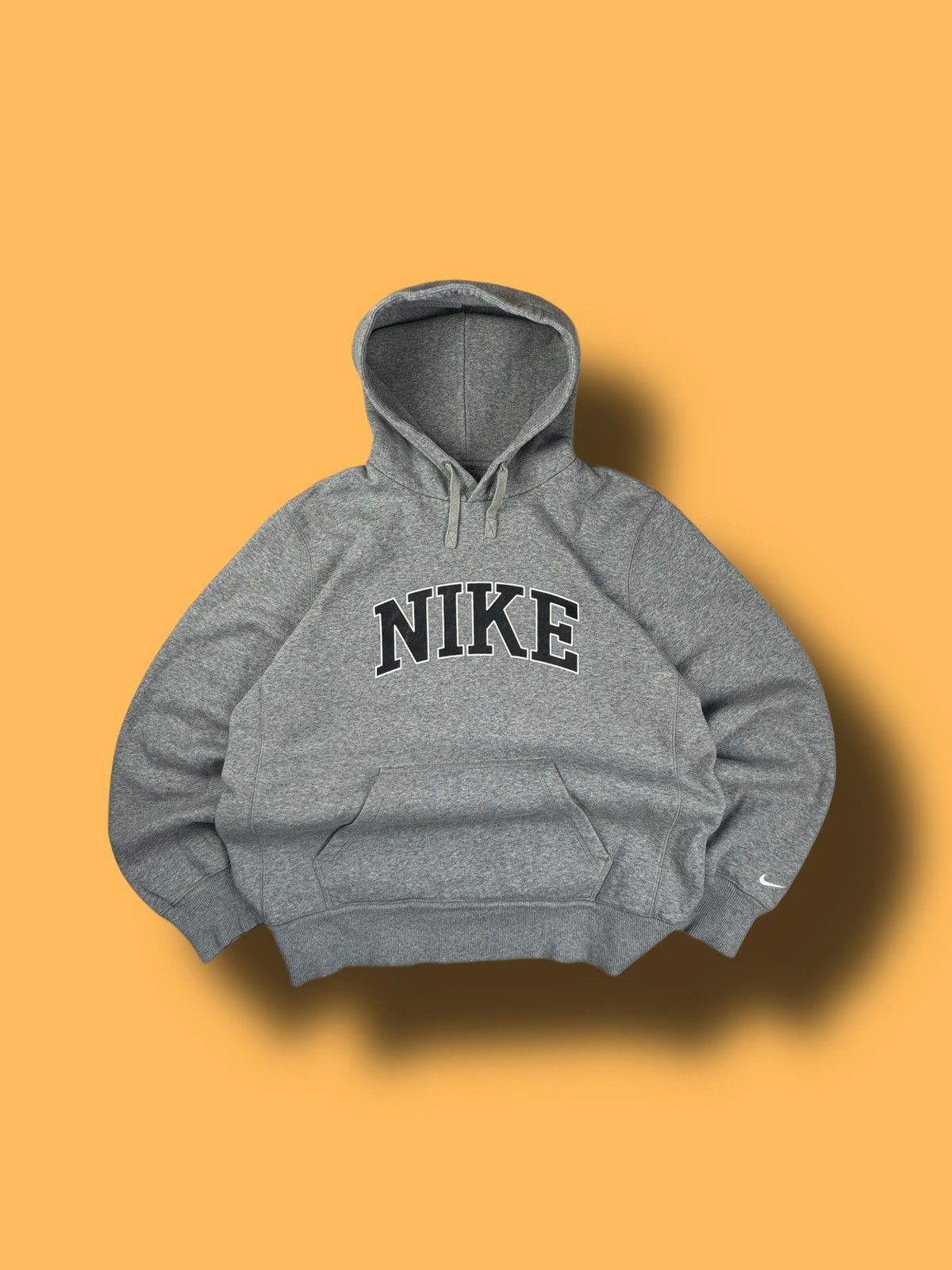 Nike × Vintage NIKE VINTAGE CENTER LOGO OVERSIZE BOXY HOODIE Size US L / EU 52-54 / 3 - 1 Thumbnail