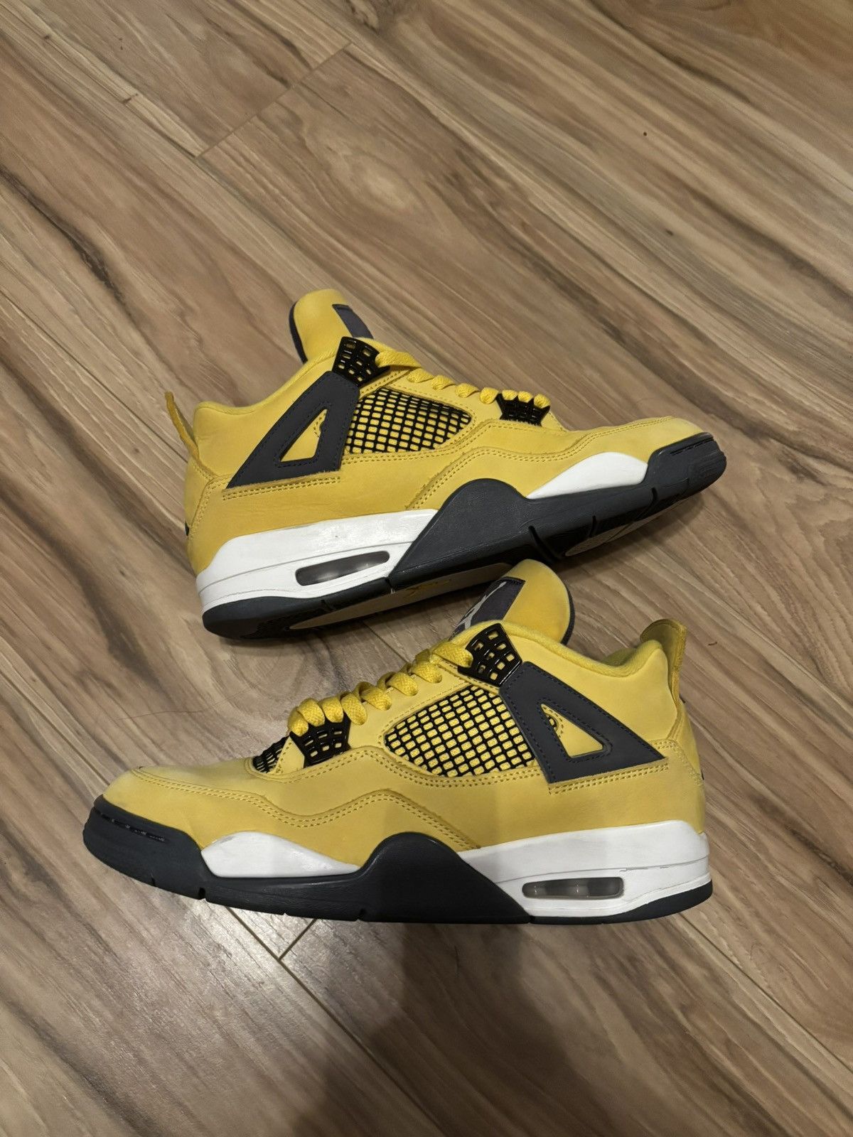 Jordan Brand Jordan 4 Lightning Size US 9.5 / EU 42-43 - 5 Thumbnail