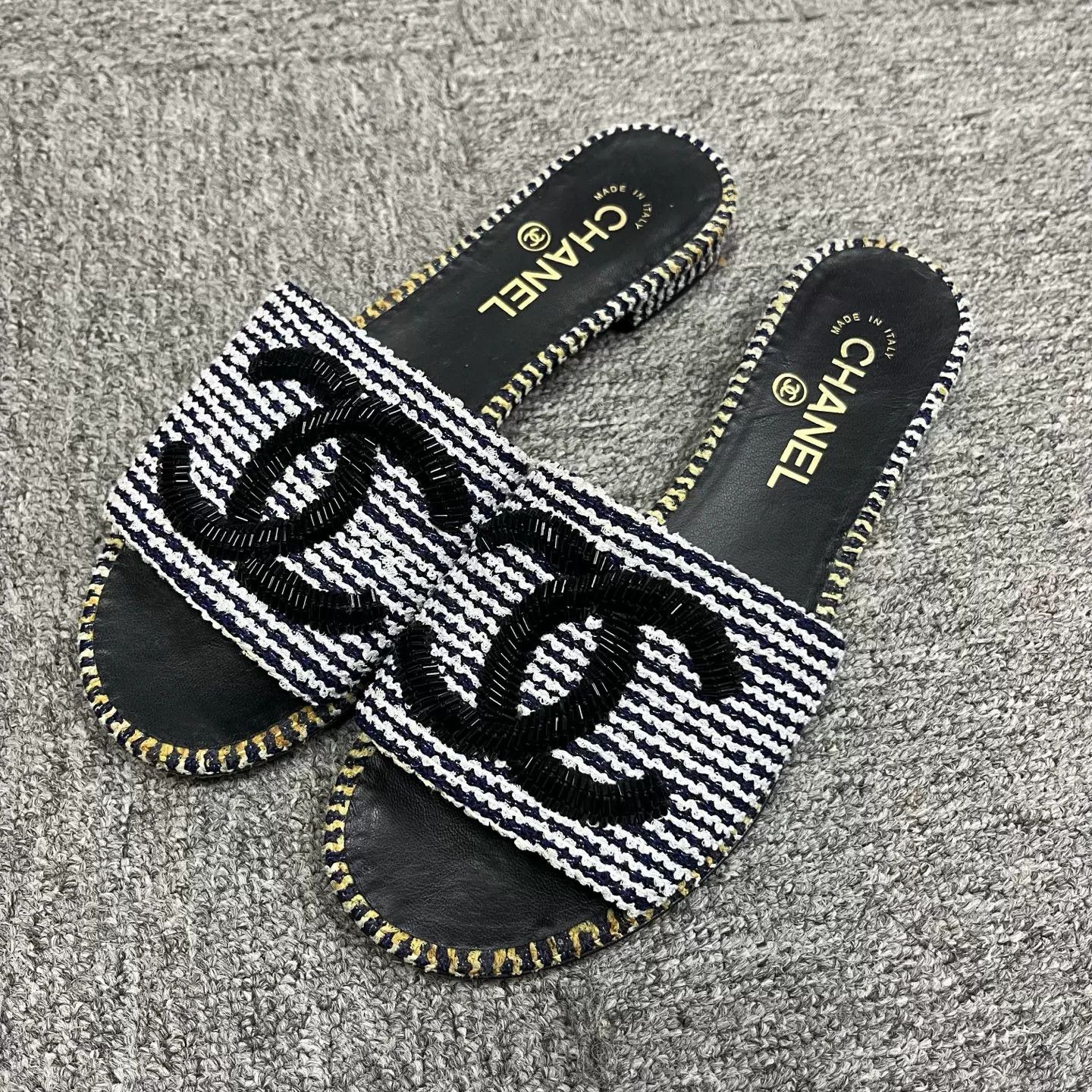 Chanel Chanel Gray Wool Double C Slide Sandals Size US 6.5 / IT 36.5 - 1 Thumbnail