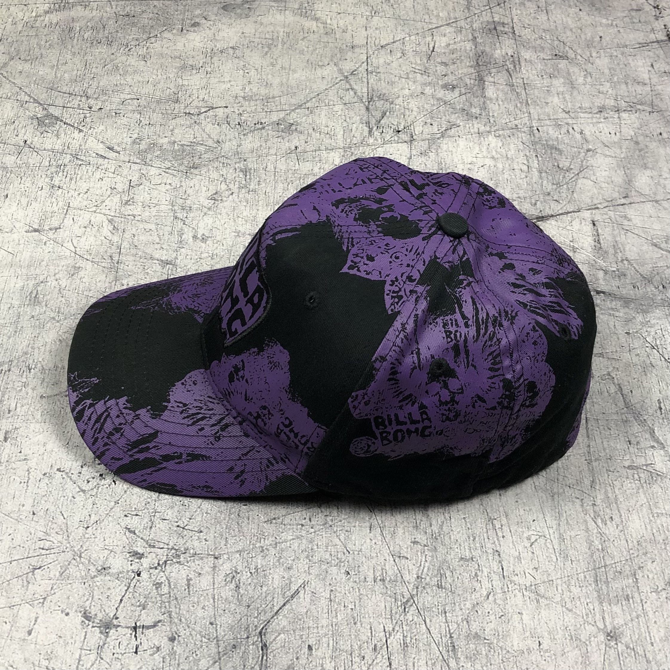 Billabong Y2K Billabong Purple Skulls Cap AOP Size ONE SIZE - 3 Thumbnail