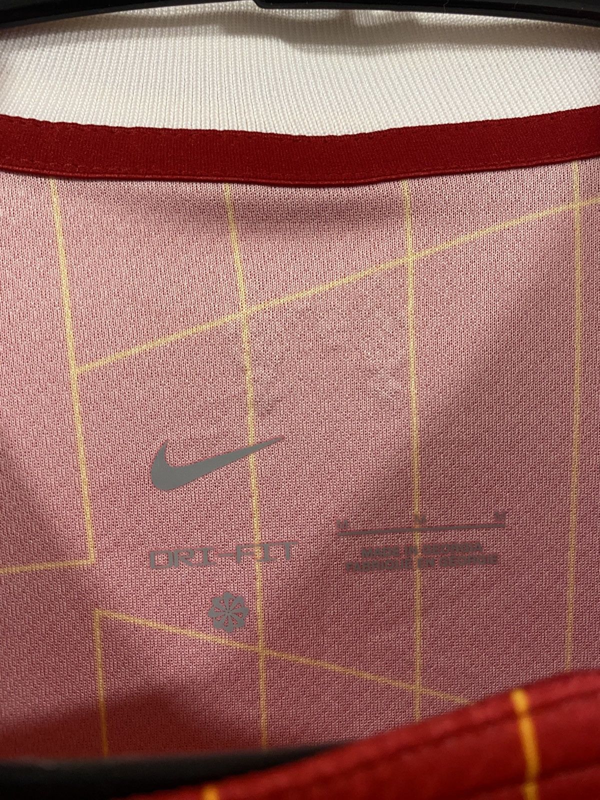 Nike Nike Liverpool FC 2024/25 Soccer Jersey Size: M Size US M / EU 48-50 / 2 - 7 Thumbnail