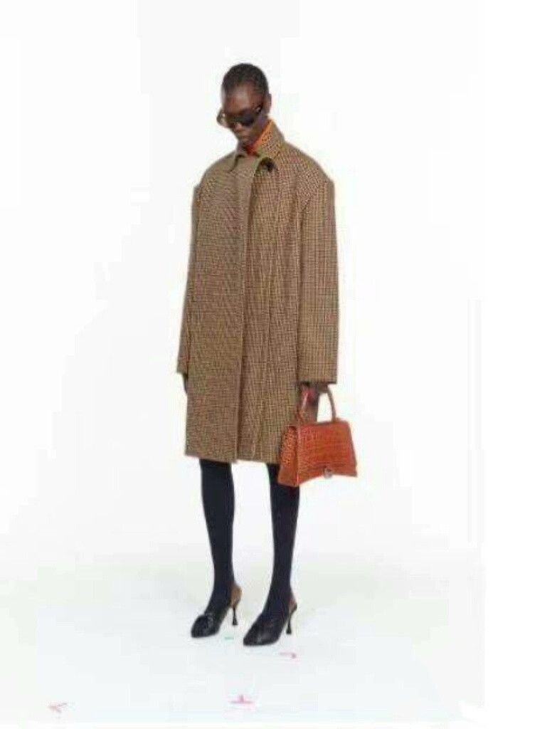 Balenciaga oversized checked wool coat by balenciaga Size US M / EU 48-50 / 2 - 3 Thumbnail