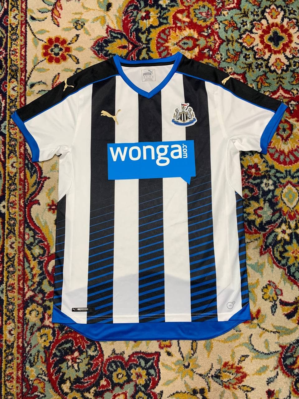 Puma Newcastle United FC 2015 Home Football Shirt Soccer Jersey Size US M / EU 48-50 / 2 - 1 Thumbnail