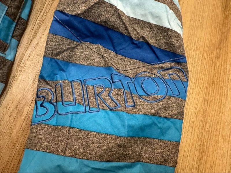 Burton Burton Launch Shell Jacket Ski Waterproof size S/M Size US S / EU 44-46 / 1 - 7 Thumbnail