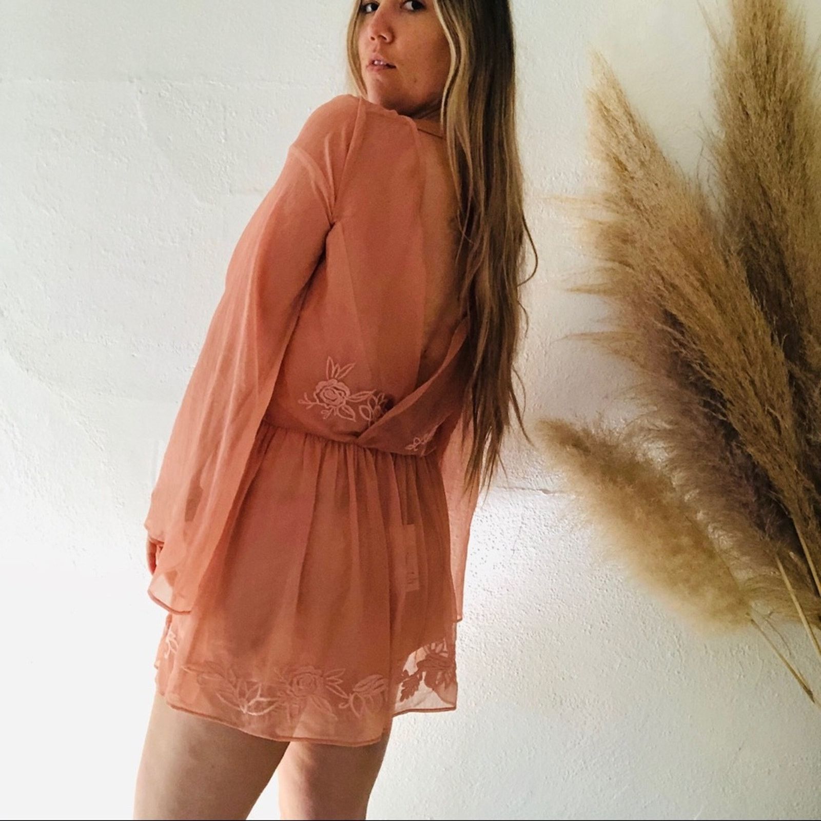 Free People JETSET DIARIES REVOLVE Blush Floral Embroidery Mini Dress Size S / US 4 / IT 40 - 2 Thumbnail