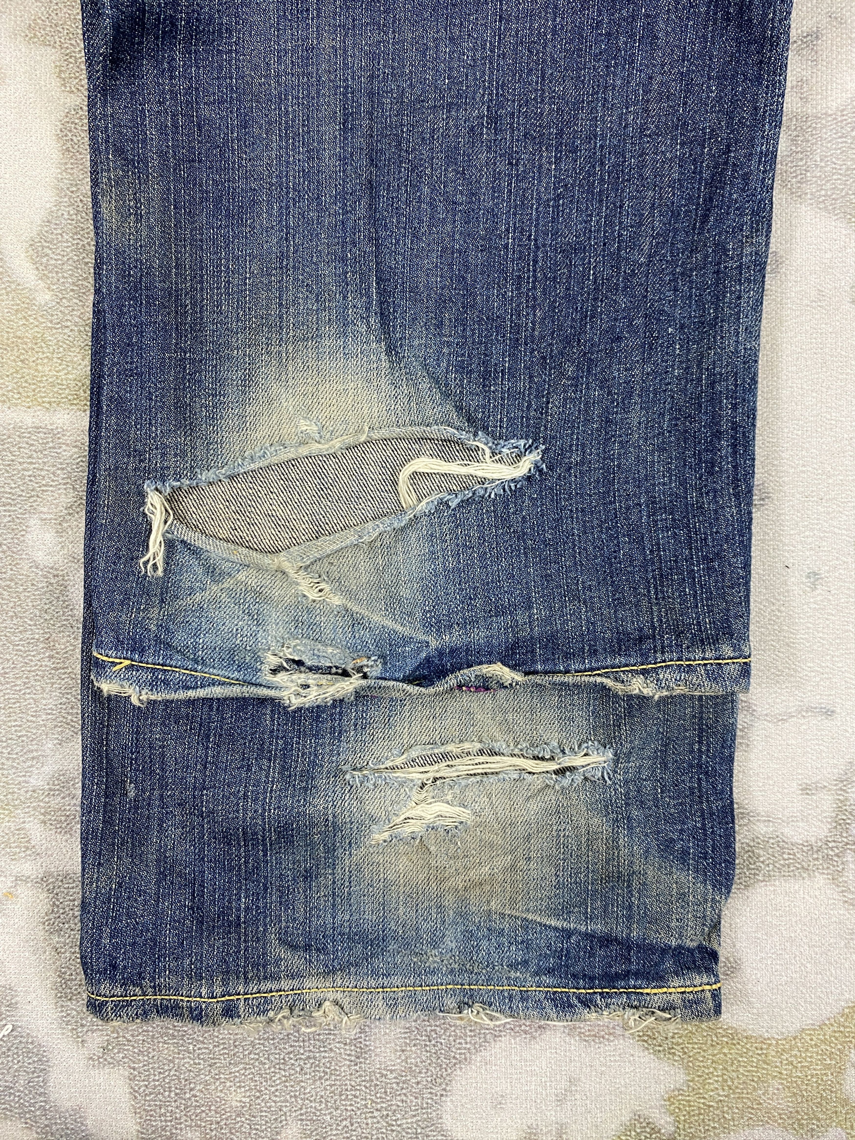 Levi's Distressed Blue Vintage Levi's 502 Jeans 36x33.5 JN3493 Size US 36 / EU 52 - 12 Thumbnail
