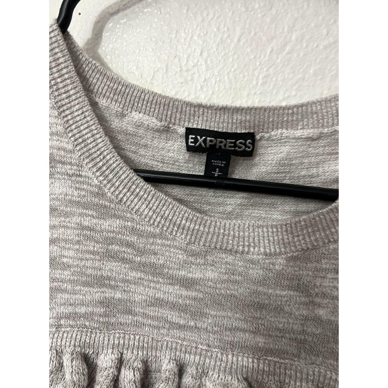 Express Express Gray Cold Shoulder Sweater Pullover Women's Size Small Size S / US 4 / IT 40 - 3 Thumbnail