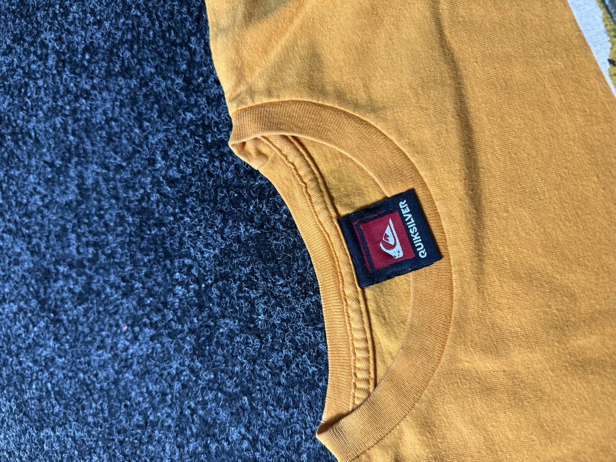Quiksilver 🚨 VINTAGE BIG LOGO QUICKSILVER yellow faded SURF Y2K RARE Size US S / EU 44-46 / 1 - 5 Thumbnail