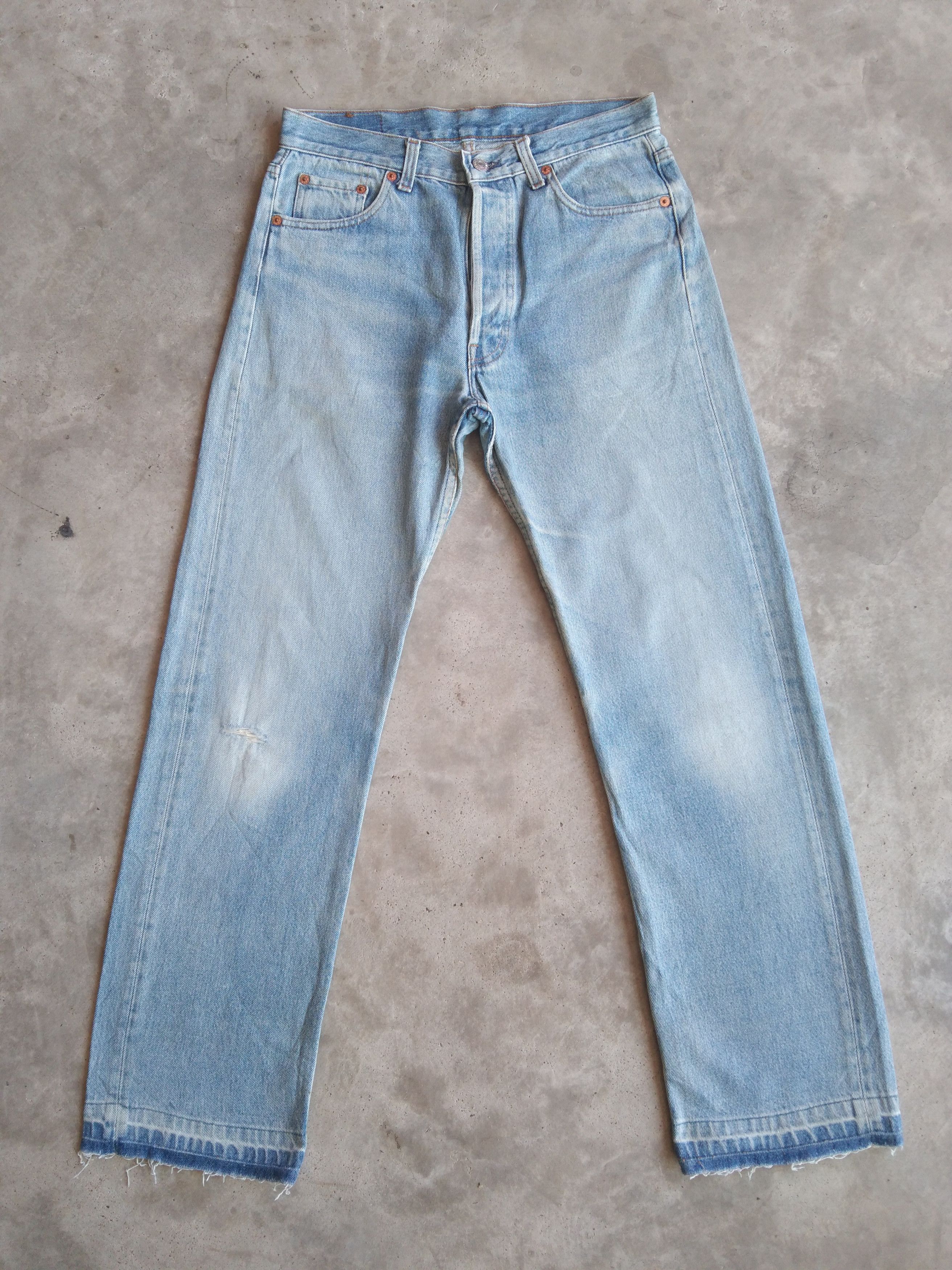 Levi's 90s Vintage Levi's 501 Made In USA Distressed Jeans 29x30 Size US 29 - 1 Thumbnail