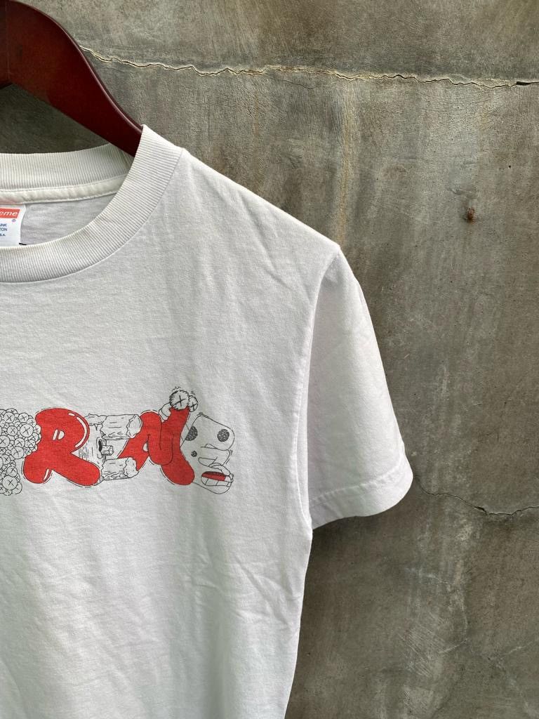 Supreme SS11 Kaws Original Fake Tee Size US S / EU 44-46 / 1 - 4 Thumbnail