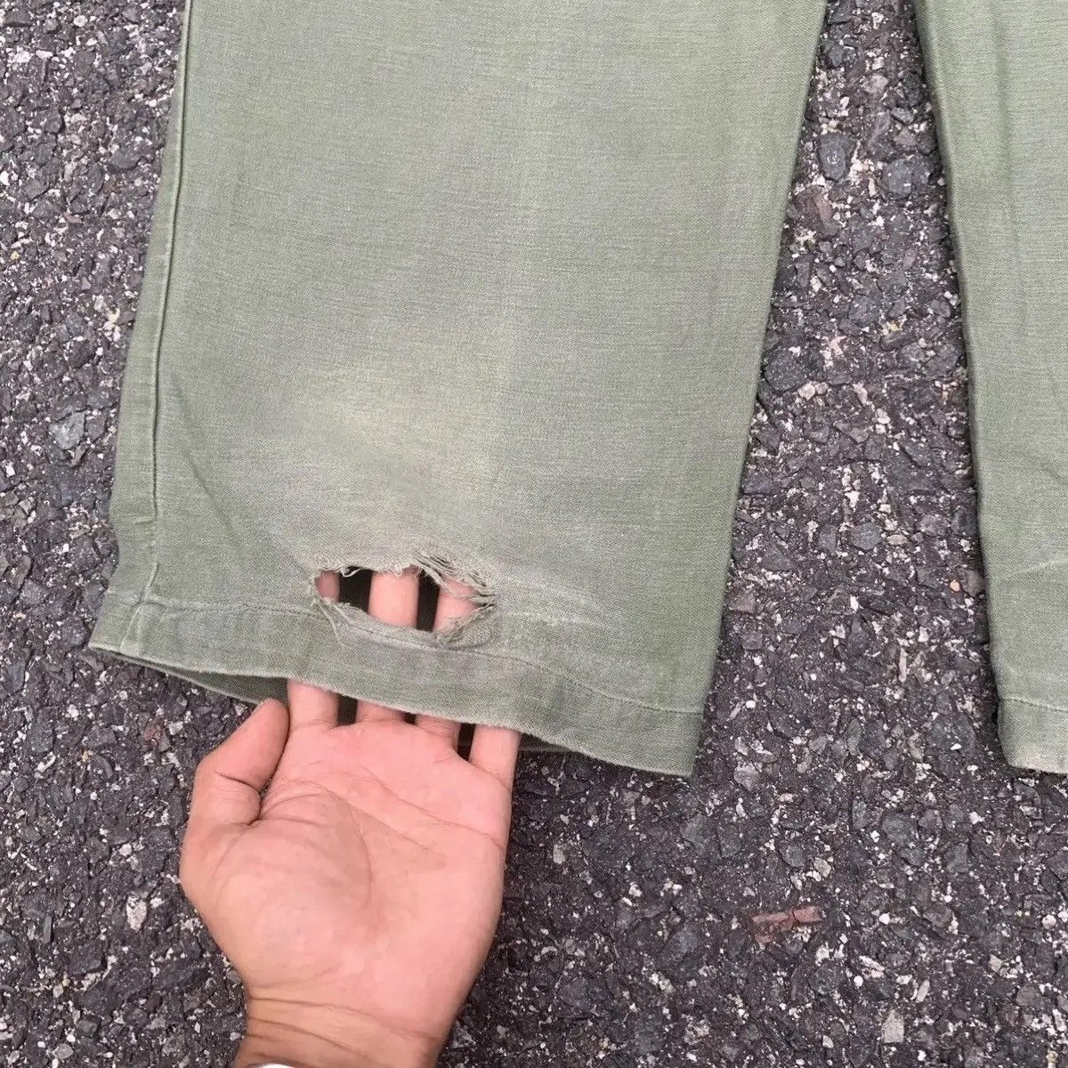 Army Of Me VINTAGE ARMY 29x32 CUSTOM EMBROIDERY TROUSERS FATIGUE FADED Size US 29 - 11 Thumbnail