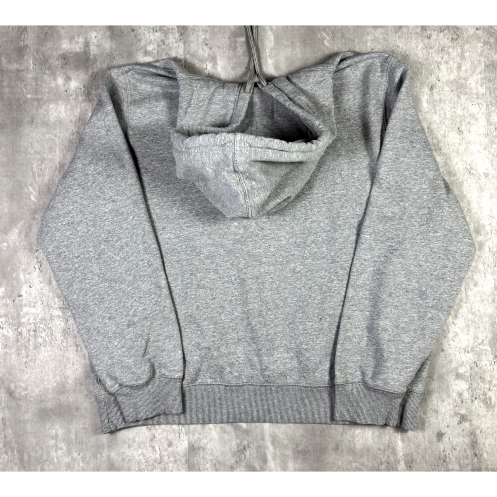 Nike VINTAGE Nike Gray Pullover Sweatshirt Hoodie Embroidered Logo XL Men Size US XL / EU 56 / 4 - 2 Thumbnail