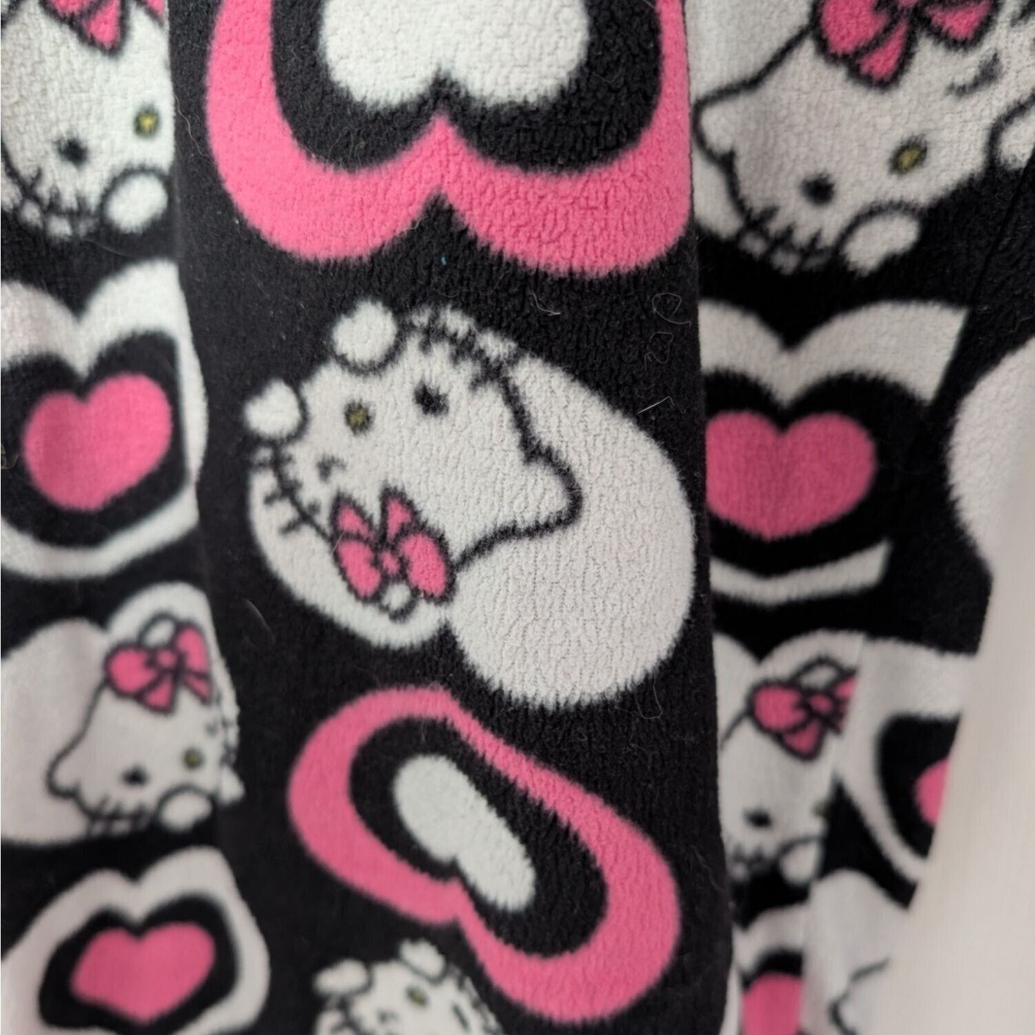 Designer Sanrio Hello Kitty Heart Fleece PJ Pants Womens Size 2X Size 36" / US 14 / IT 50 - 5 Thumbnail