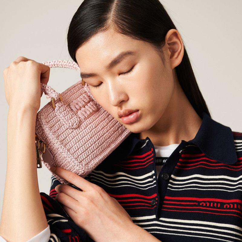 Miu Miu o1B3y1r0426 Size: OS / Crochet Top-Handle Bag in Pink Size ONE SIZE - 5 Thumbnail