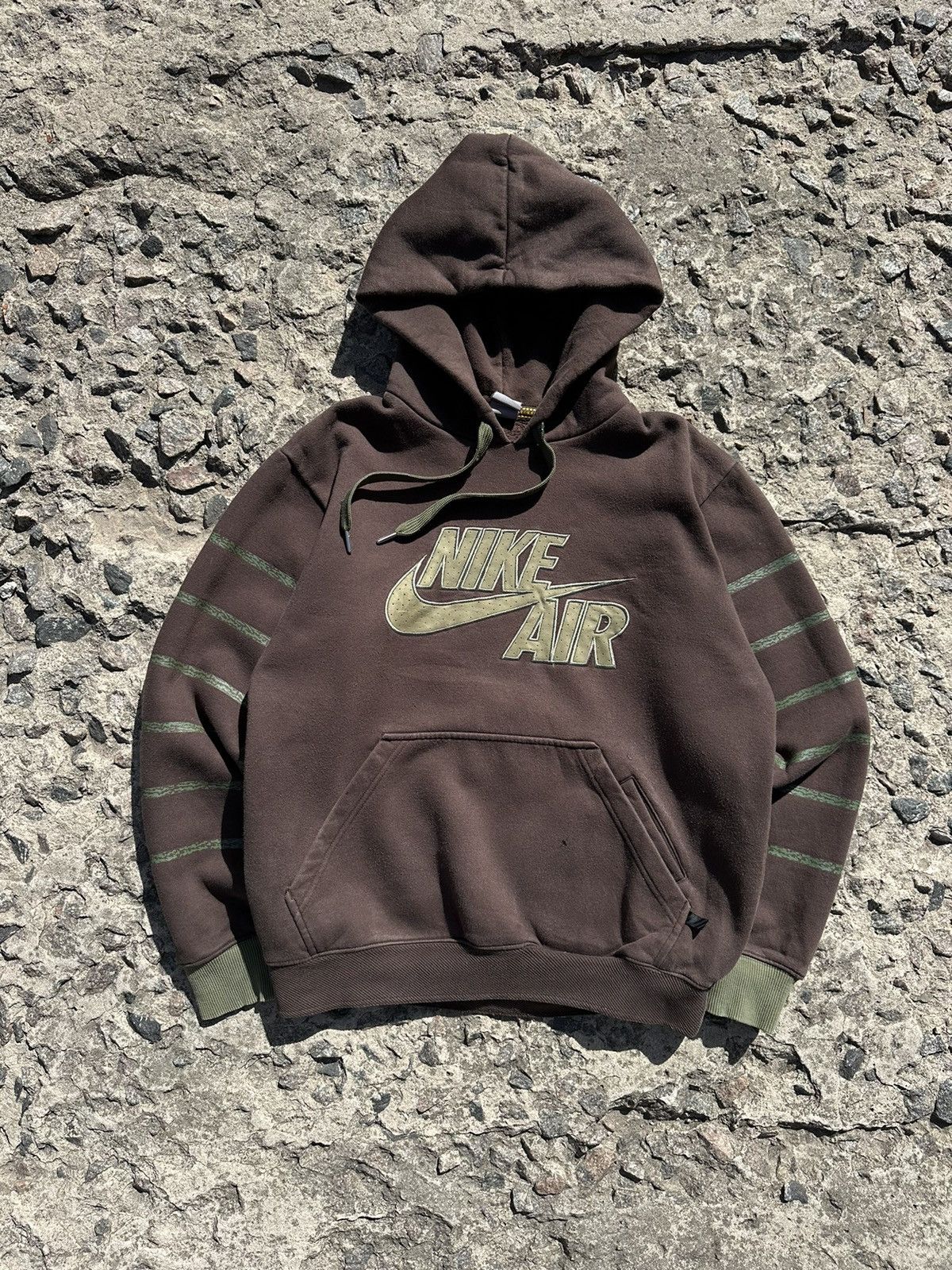 Nike × Vintage Vintage 00s Nike Air Big Logo Brown Hoodie Size US S / EU 44-46 / 1 - 1 Thumbnail