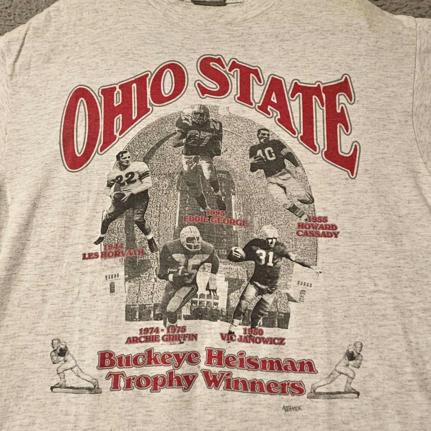 Vintage VINTAGE Oneita Ohio State Buckeyes Heisman Trophy Winners T-Shirt Mens Large Gray 1990s Osu Sportswear Graphic Tee Mens Size US L / EU 52-54 / 3 - 4 Thumbnail