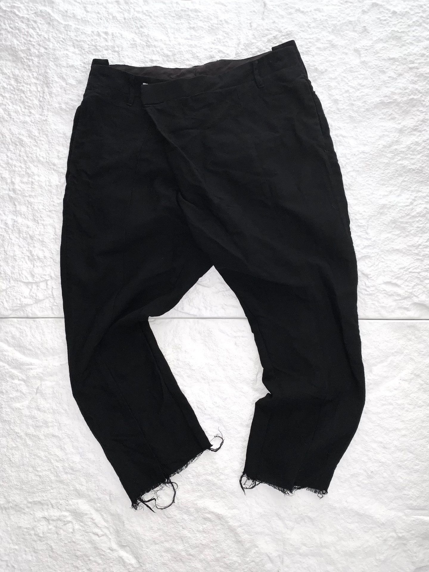 Julius Julius Ma 3D Tailored Cropped Pants Size US 34 / EU 50 - 1 Thumbnail