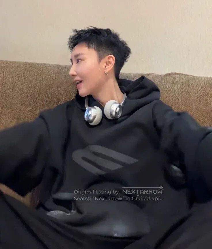 Balenciaga Balenciaga Black Logo Print Aged Cotton Hooded Long Sleeve Size US M / EU 48-50 / 2 - 9 Thumbnail