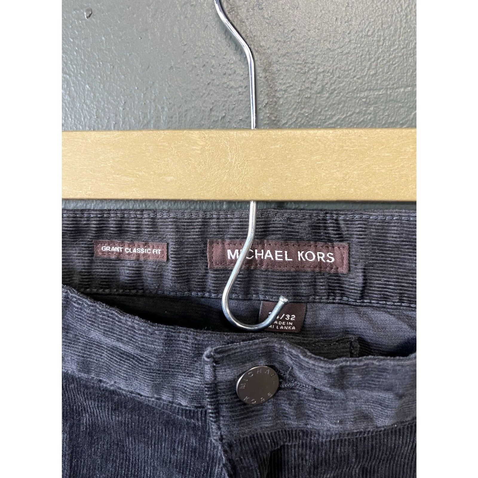 Michael Kors Michael Kors Mens Gray Corduroy Straight Leg Pants 34 x 32 Classic Fit Chino Pants Mens Grey Corduroy Straight Leg 34 32 Size US 34 / EU 50 - 3 Thumbnail