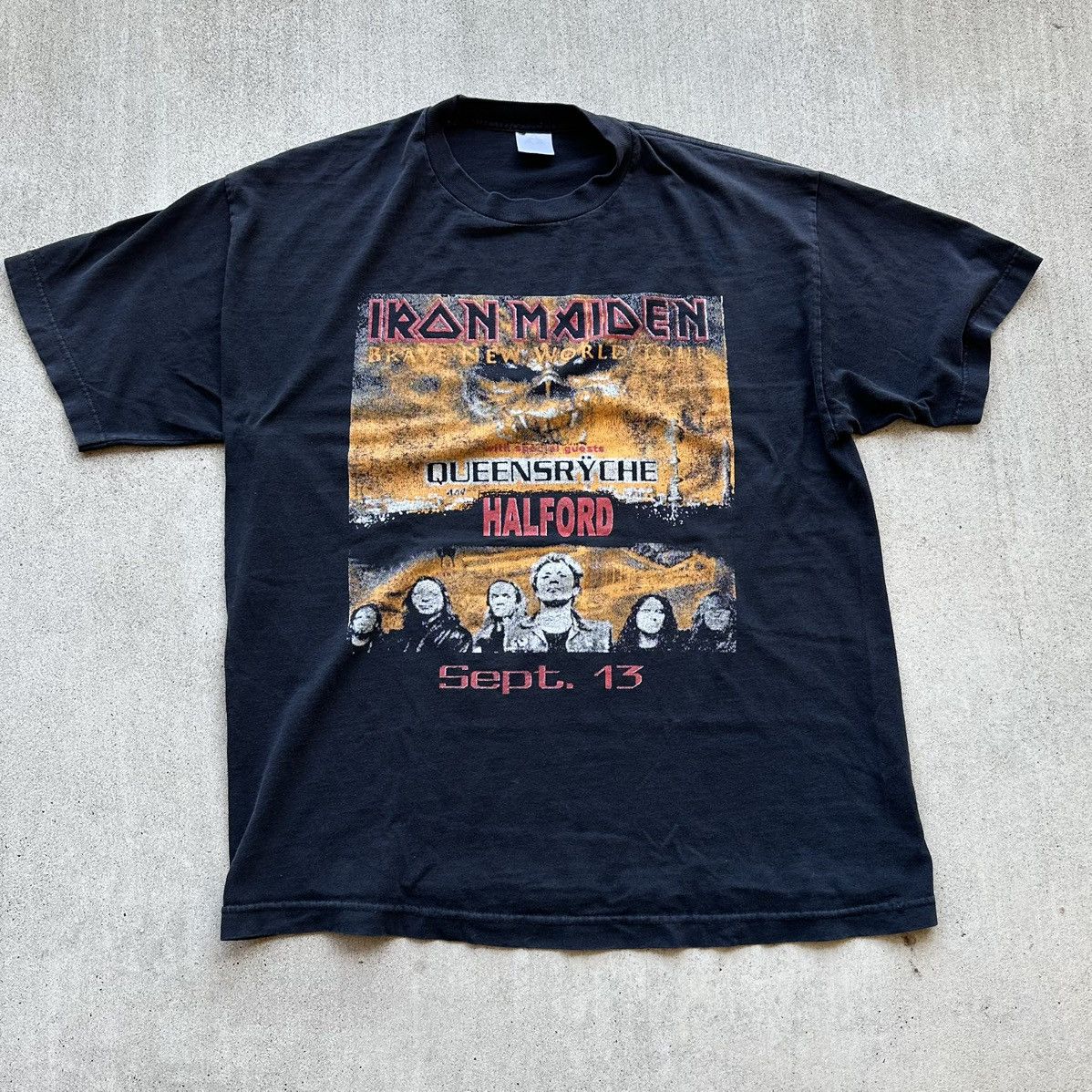 Band Tees × Iron Maiden × Vintage Vintage Iron Maiden Band Tee Shirt 2000 Brave New World Size US XL / EU 56 / 4 - 1 Thumbnail