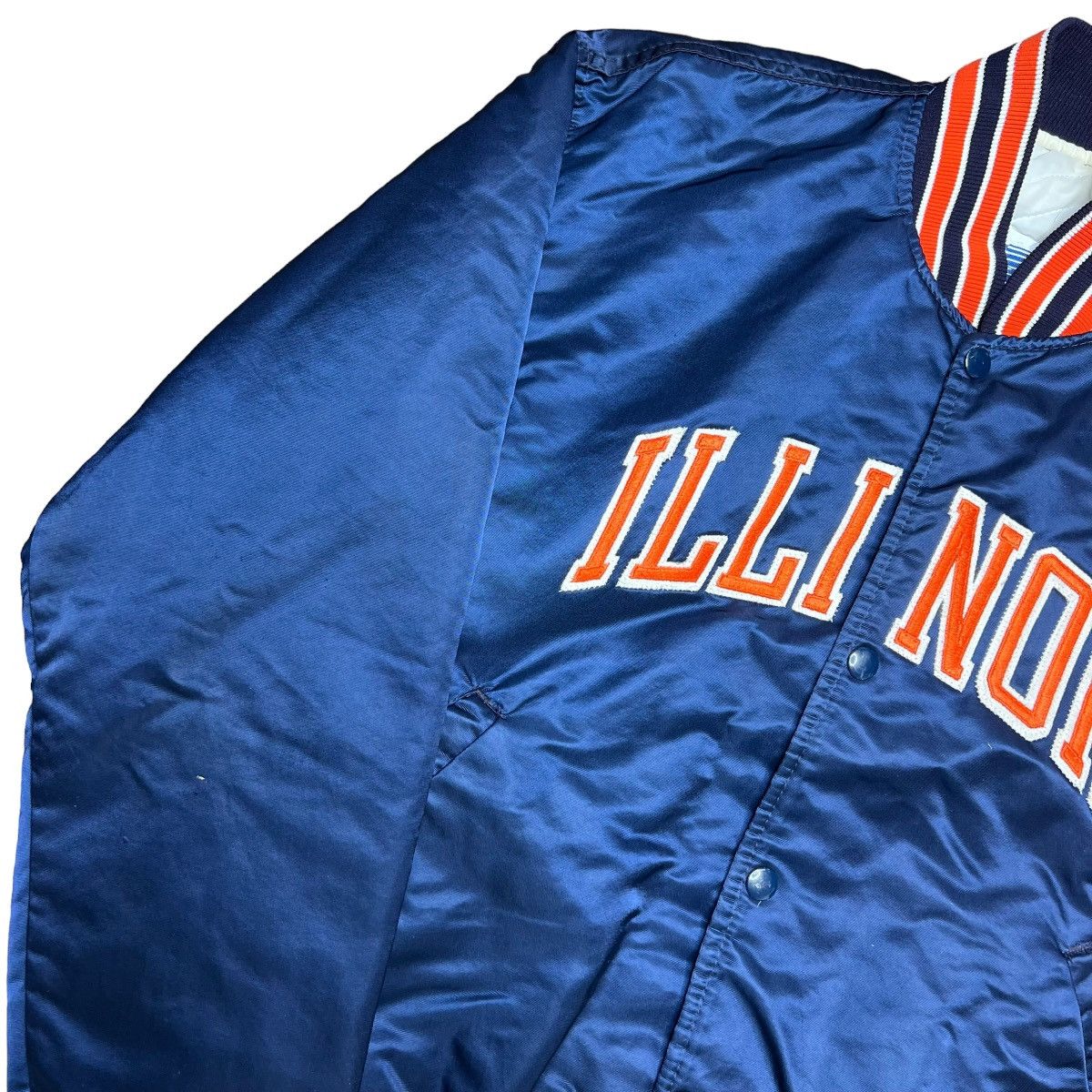 NCAA × Starter × Vintage Vintage 80s NCAA Fighting Illini Starter Satin Bomber Jacket Size US L / EU 52-54 / 3 - 10 Thumbnail